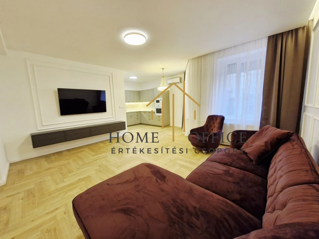 c3-1-name c2-19-name, Debrecen