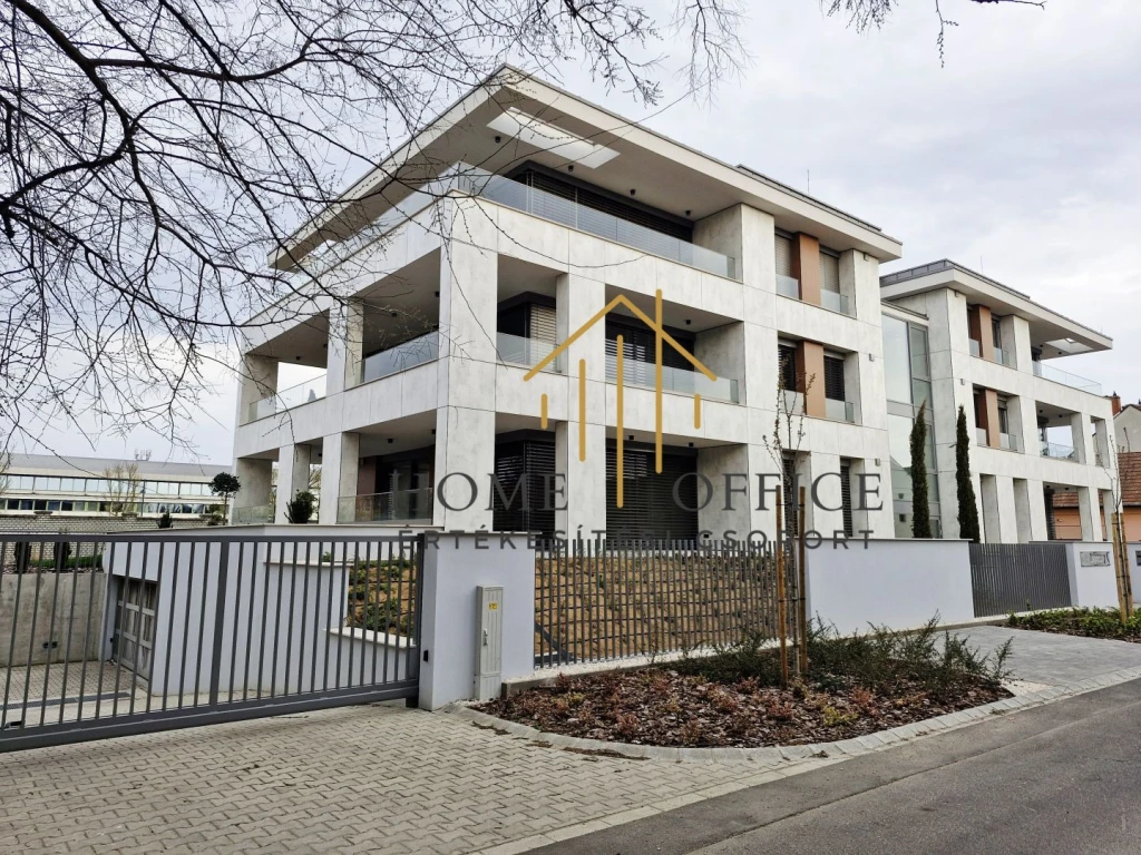 c3-1-name c2-19-name, Debrecen