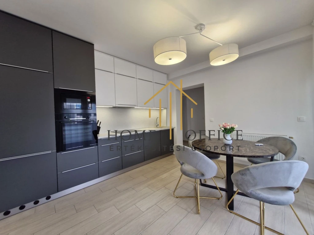 c3-2-name c2-19-name, Debrecen
