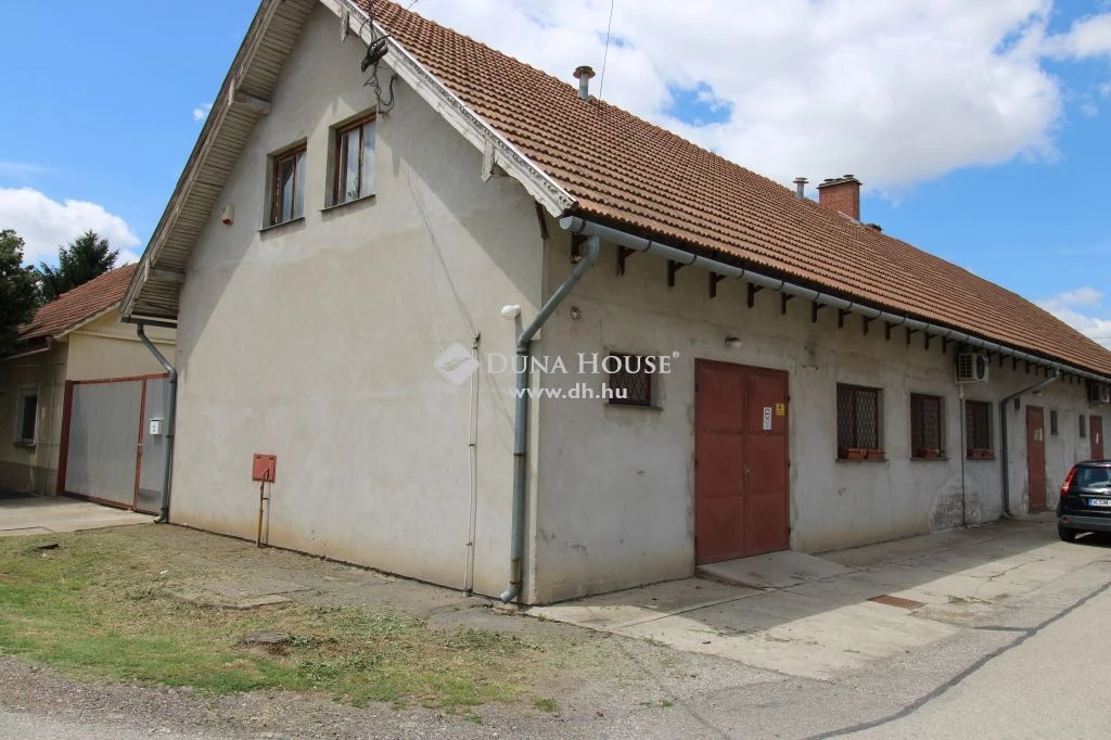 For sale factory building, Makó