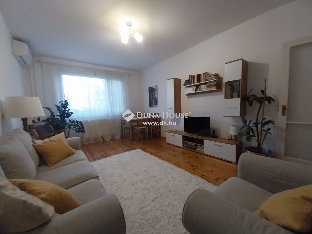 Eladó lakás, Szeged Agyagos u.