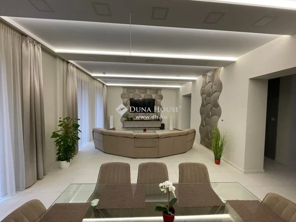 For sale brick flat, Szeged