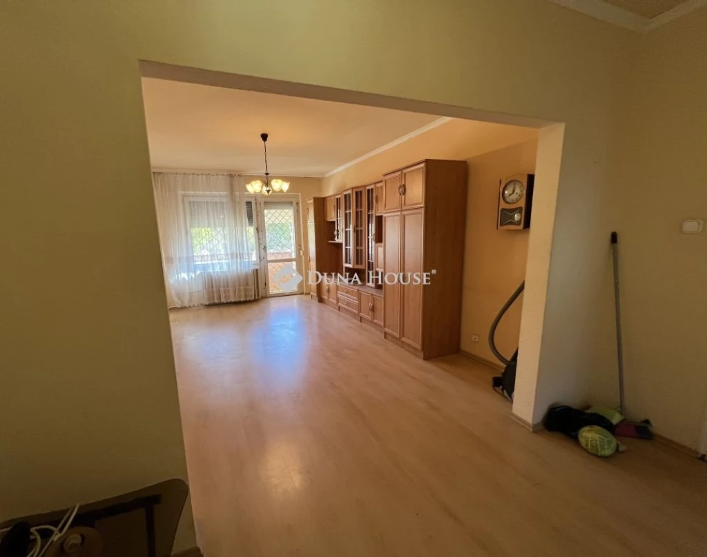 For sale panel flat, Szeged, Felsőváros