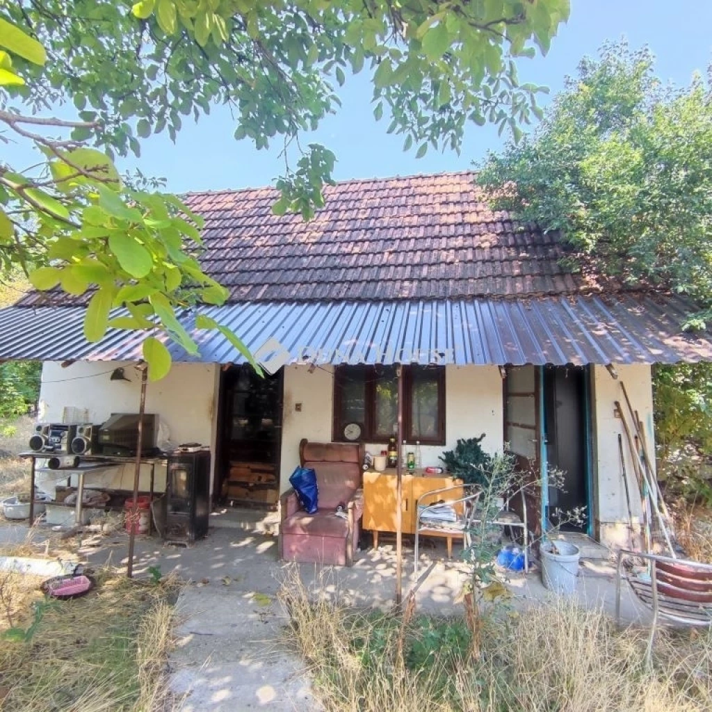 Eladó ház, Kübekháza