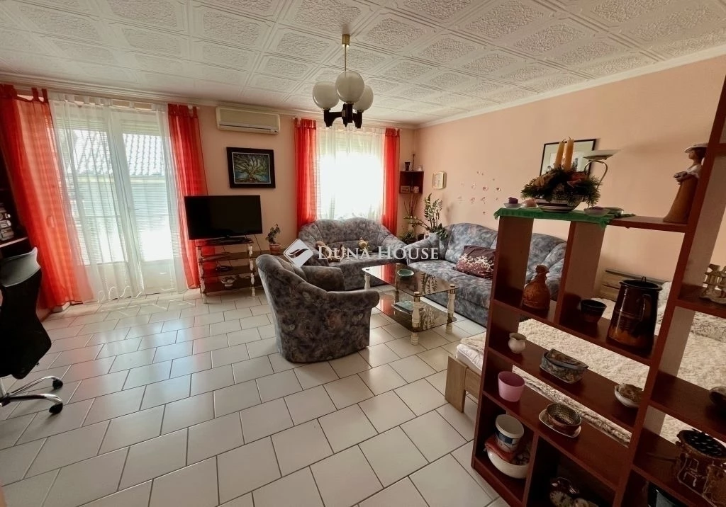 For sale brick flat, Szeged