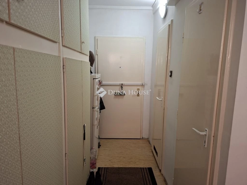 For sale panel flat, Szeged