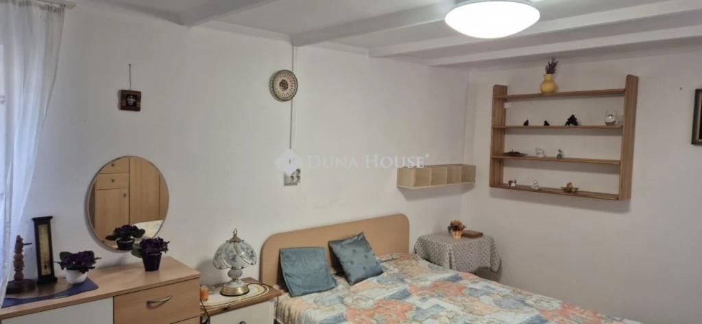 Eladó ház, Sándorfalva