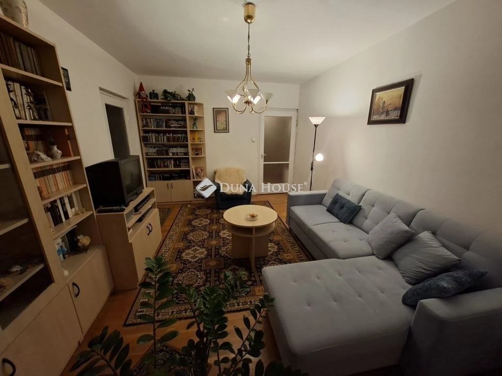 For sale panel flat, Szeged