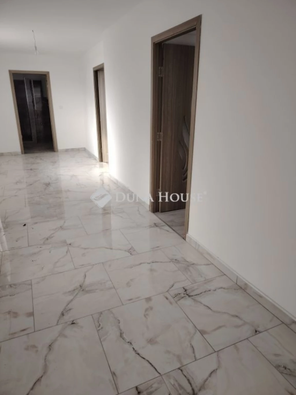 Eladó ház, Kübekháza