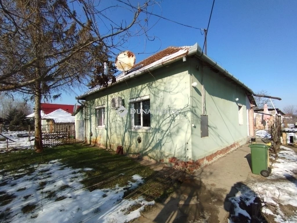 Eladó ház, Ásotthalom