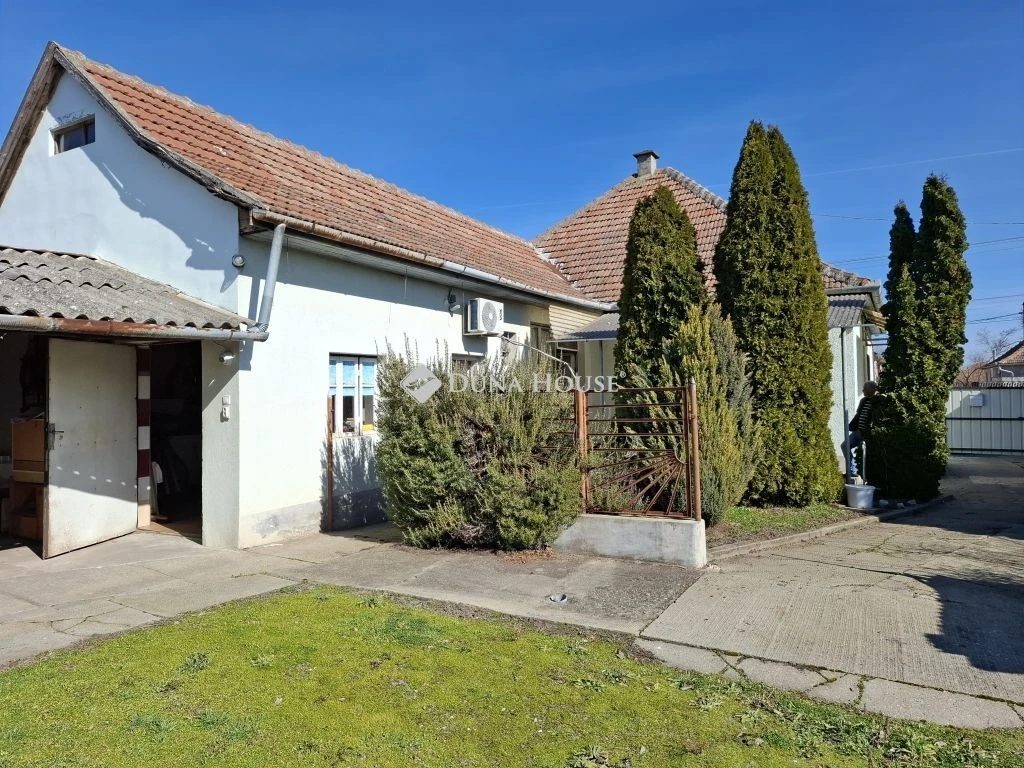 c3-1-name c2-1-name, Bácsalmás, Gróf Széchenyi István utca