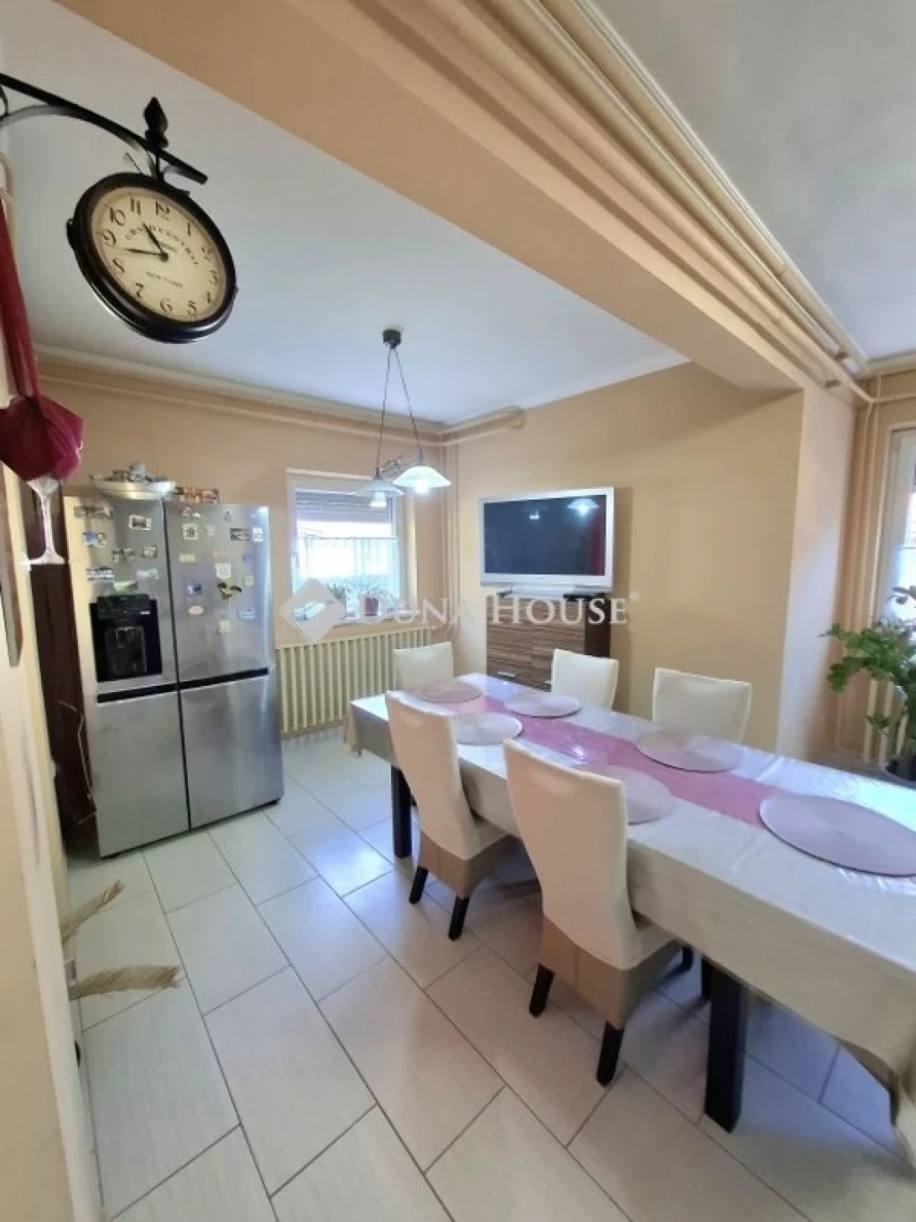 c3-1-name c2-1-name, Algyő, Csángó utca