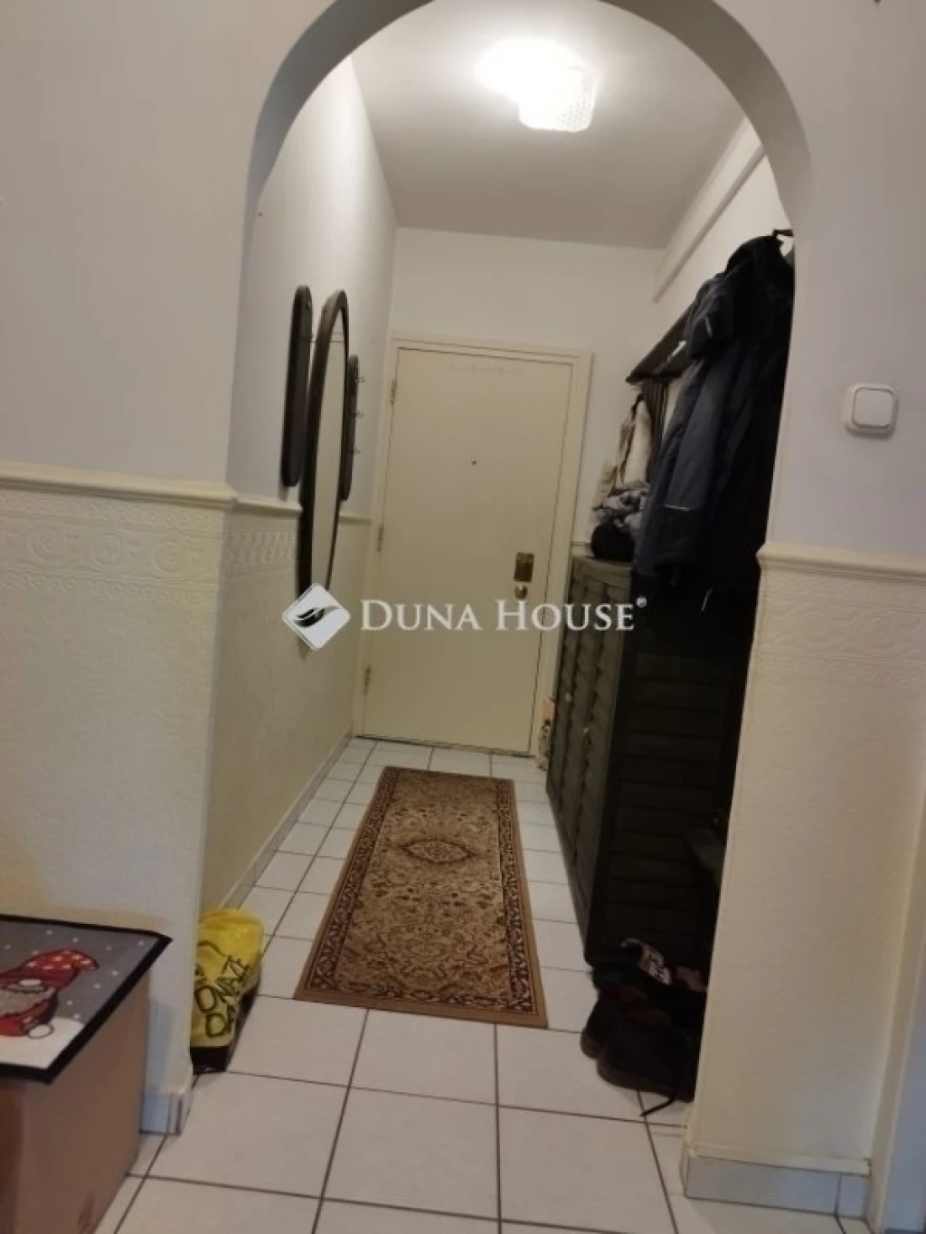 Eladó lakás, Szeged