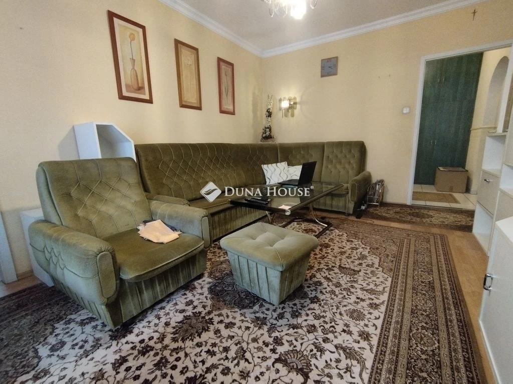 Eladó lakás, Szeged