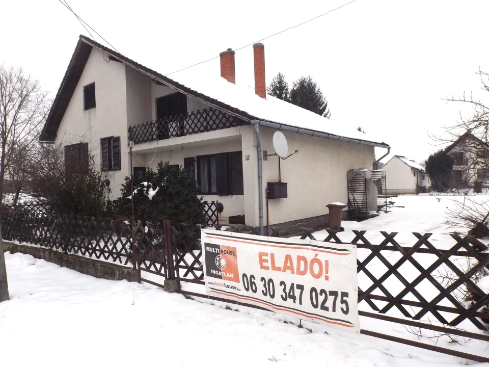 Eladó családi ház, Lenti