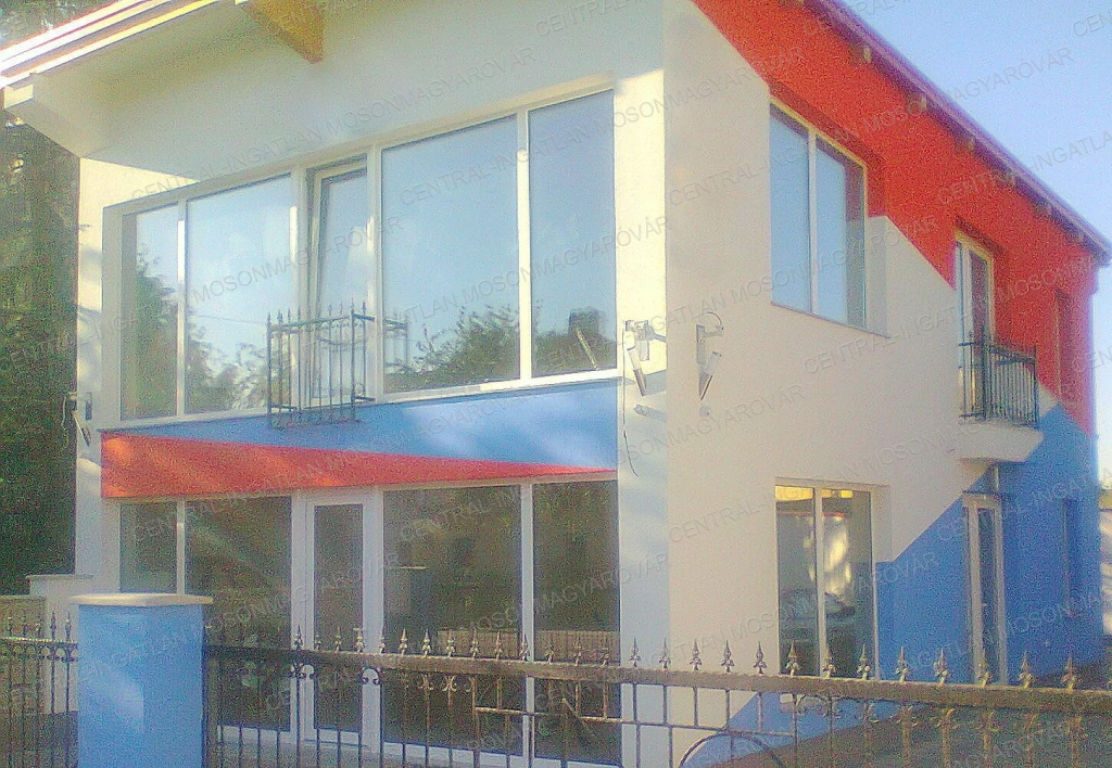 For sale department store, Mosonmagyaróvár, Városközpont