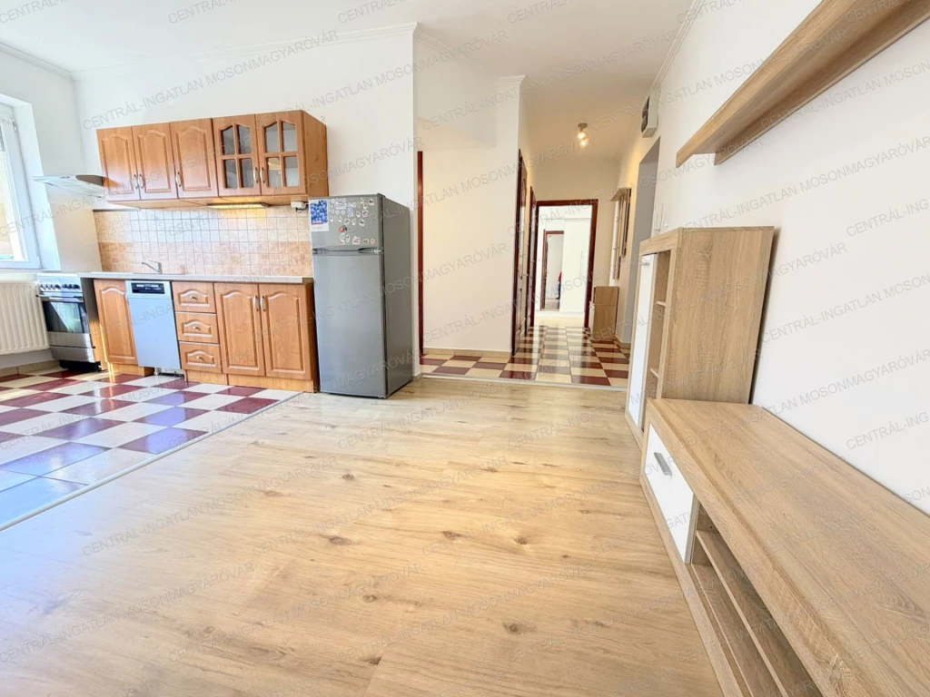 c3-1-name c2-19-name, Mosonmagyaróvár, MOFÉM-telep