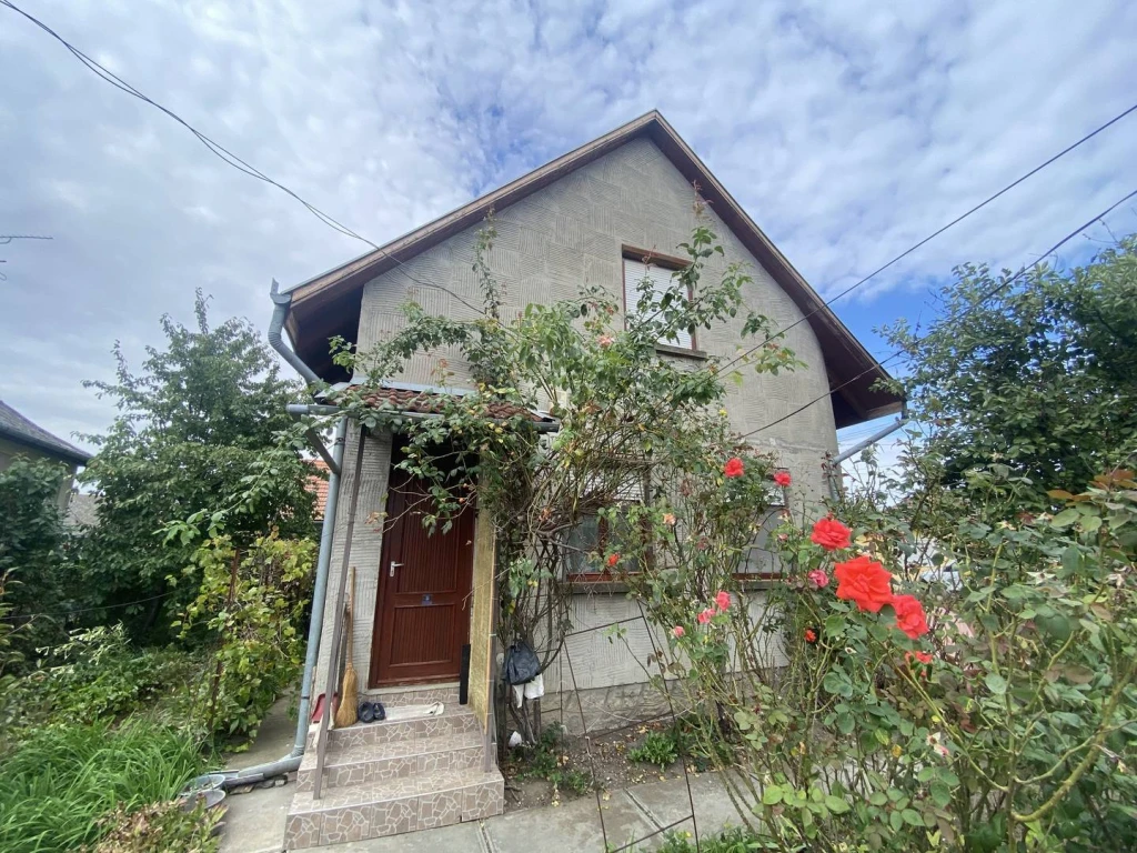 Eladó Családi ház, Püspökladány, Belváros, 150nm, 49800000 Ft