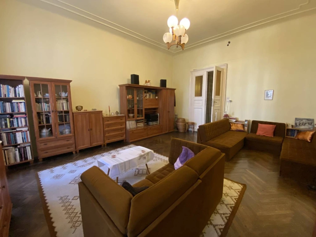 Eladó Társasházi lakás, Budapest V. kerület, Lipótváros, 133nm, 165000000 Ft