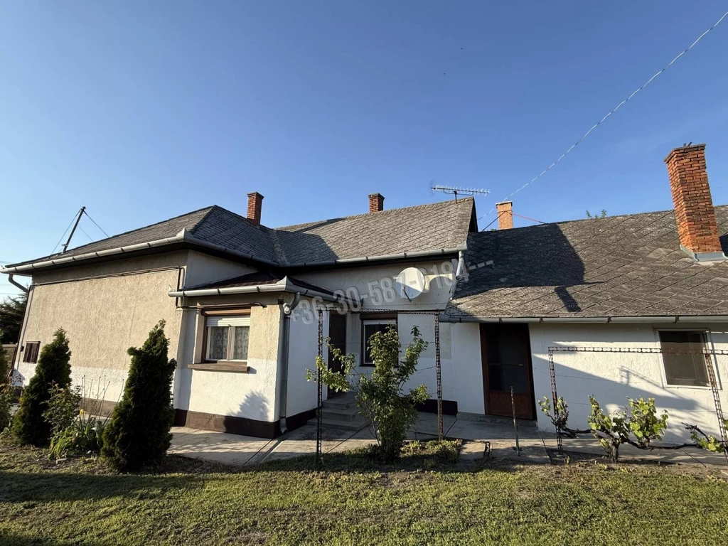 For sale house, Püspökladány, Belváros