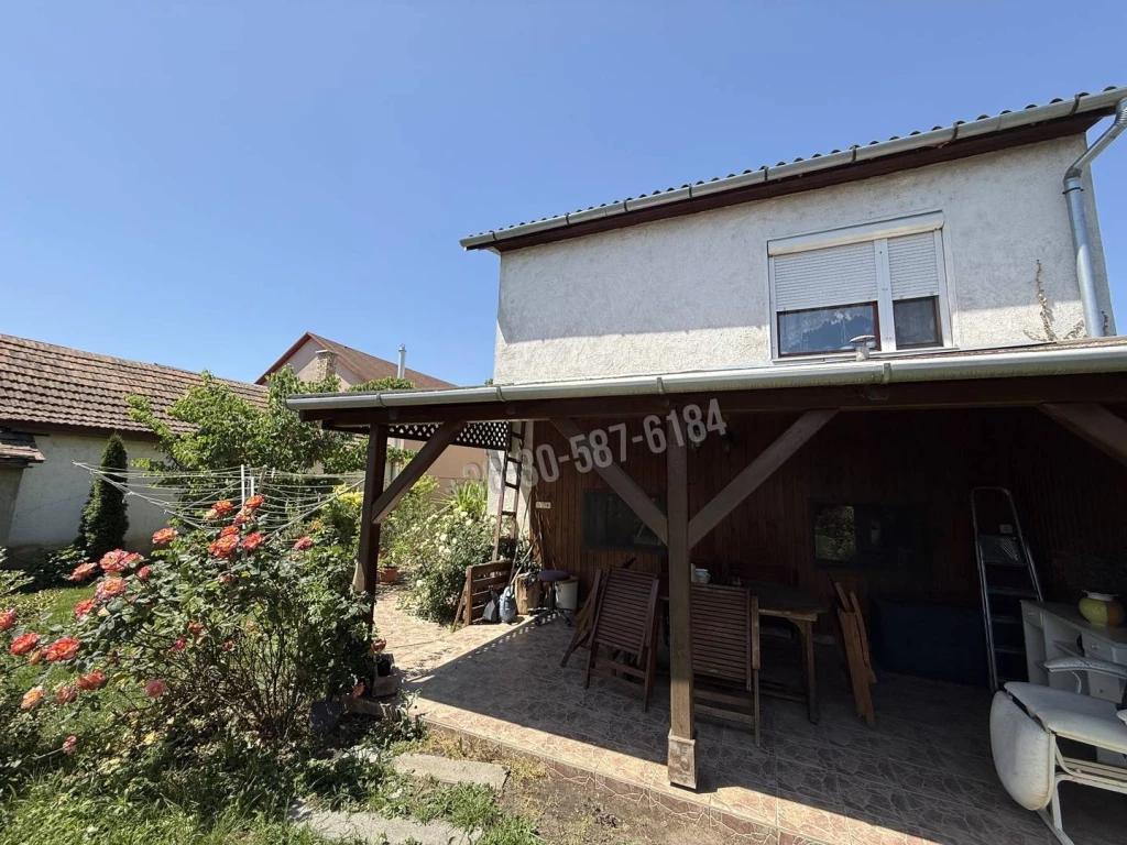 Eladó Családi ház, Püspökladány, Belváros, 230nm, 56000000 Ft