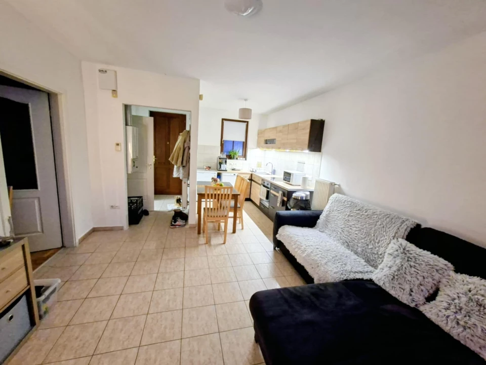 c3-1-name c2-19-name, Alsópáhok