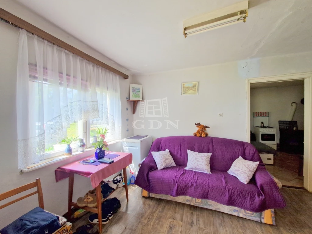 Eladó családi ház, Cserszegtomaj, Szomszéd mentes része