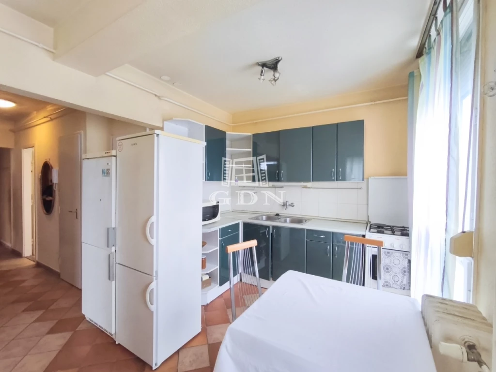 Eladó téglalakás, Zalaegerszeg, Landorhegy, Közkedvelt utcája