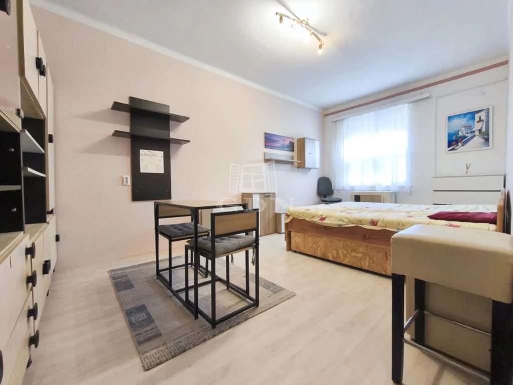 Eladó téglalakás, Zalaegerszeg, Belváros, Abszolút Belvárosi Lakás