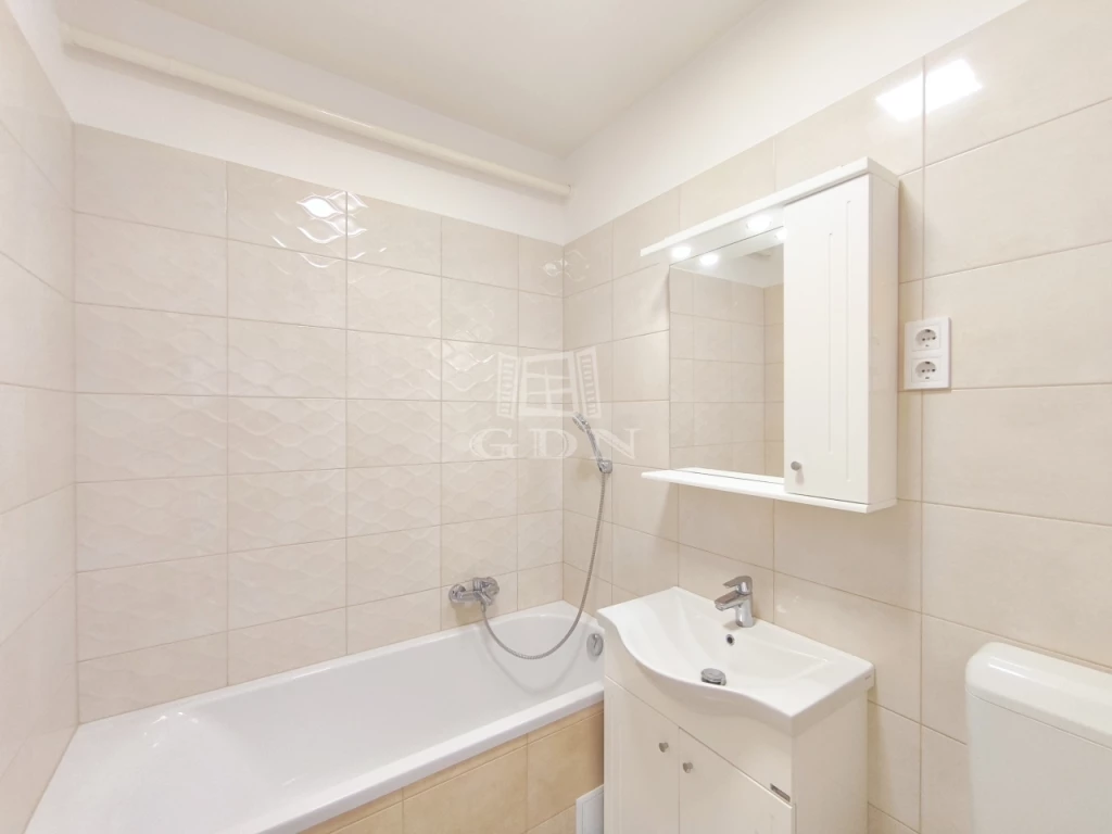 c3-1-name c2-19-name, Zalaegerszeg, Belváros, Közel a Belvároshoz