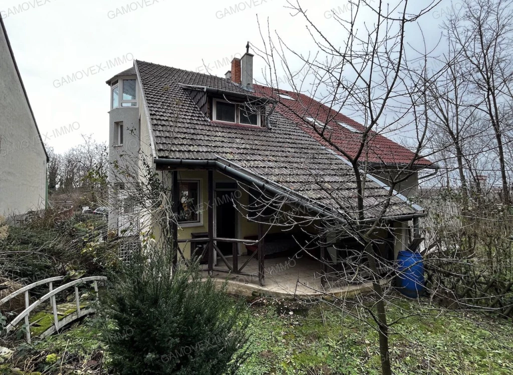 For sale part of a house property, Kaposvár, Várdomb