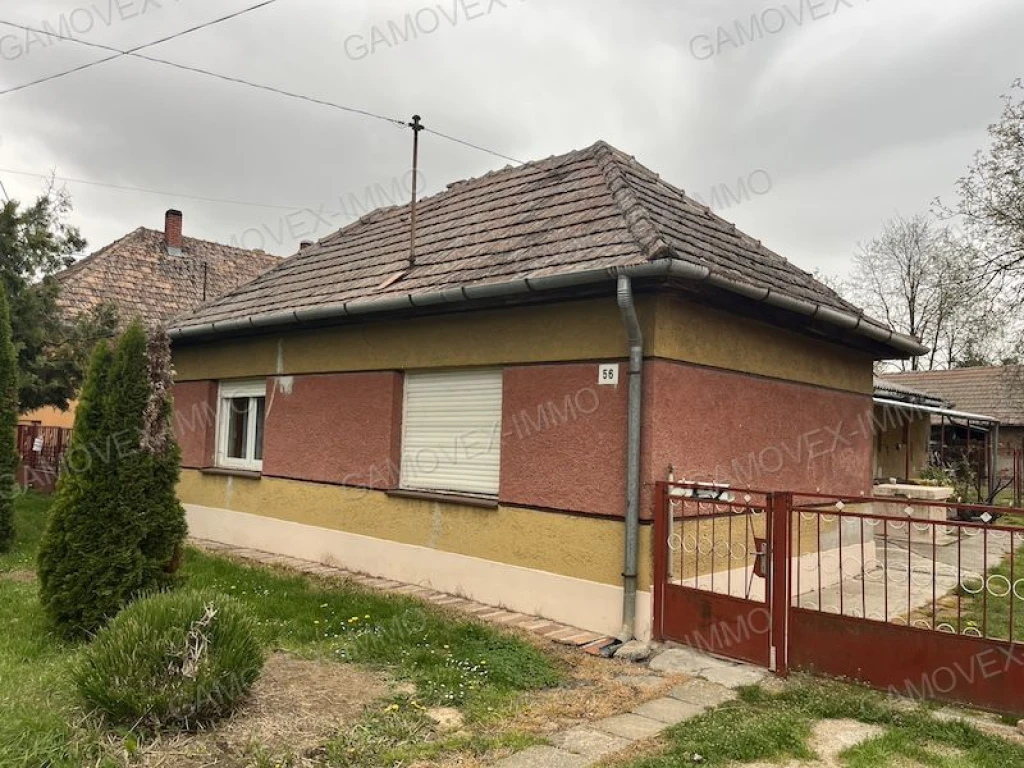 Családi ház eladó Böhönyén