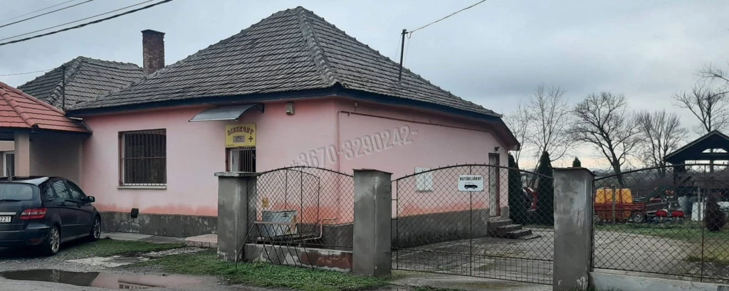 Eladó Családi ház, Csobaj, 80nm, 9900000 Ft