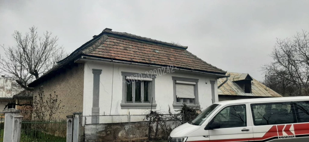 For sale house, Zsujta