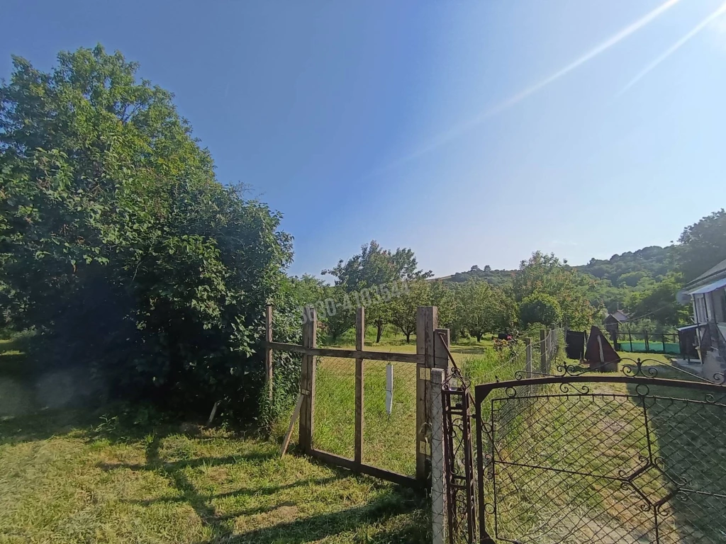 Eladó Építési telek, Zsujta, 4692nm, 22990000 Ft