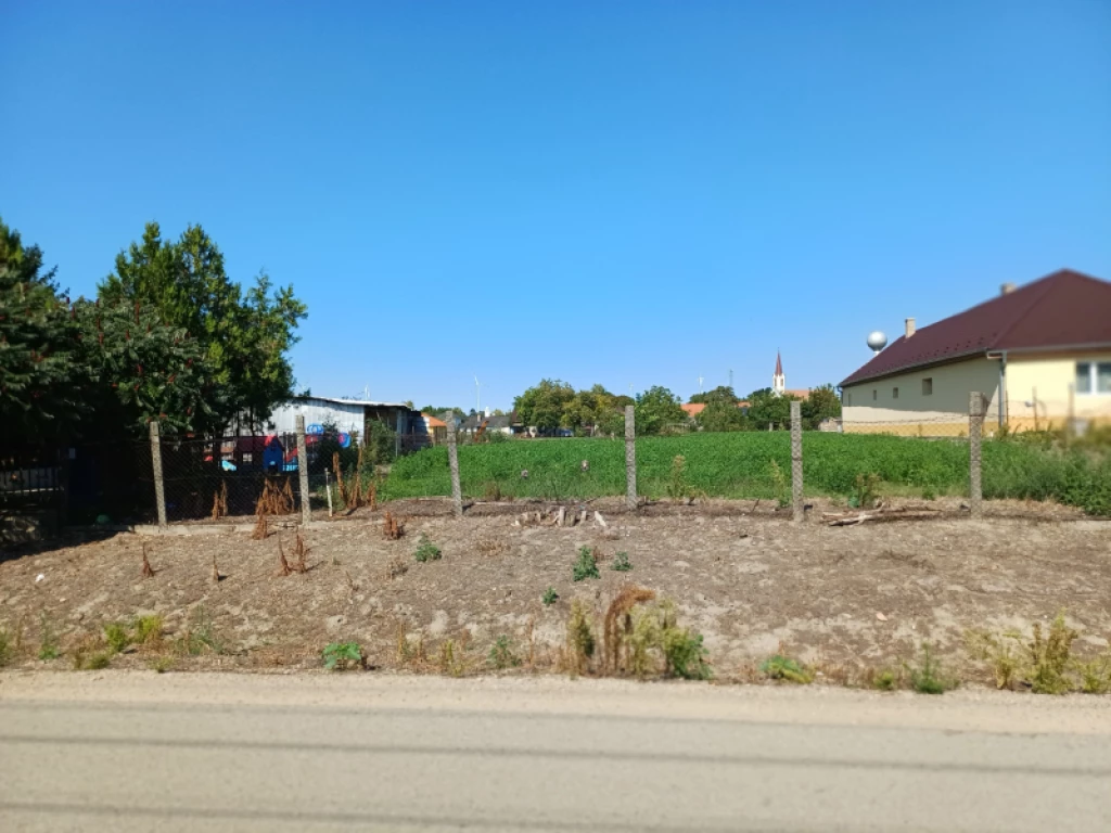 Eladó egyéb telek, Bőny