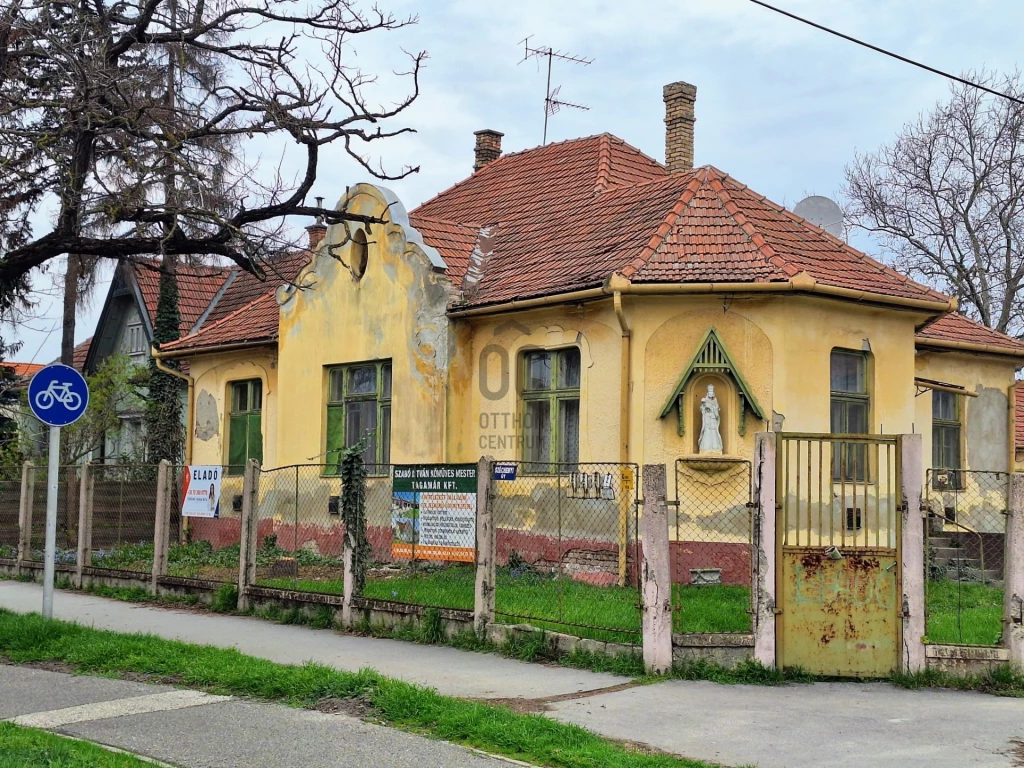 Eladó családi ház, Cegléd, Cegléd