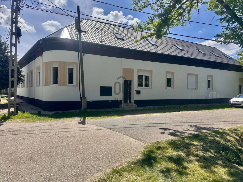 Eladó családi ház, Cegléd, Cegléd