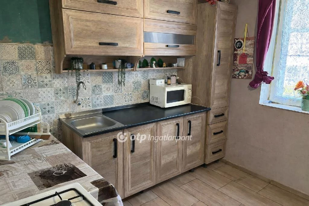 Eladó Ház, Lovászi