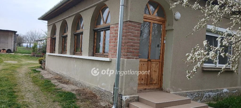 c3-1-name c2-1-name, Zalavár