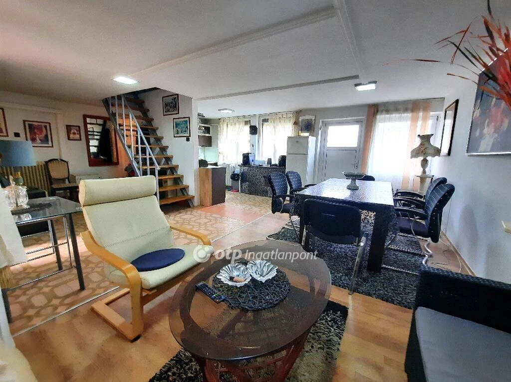 Eladó Ház, Keszthely