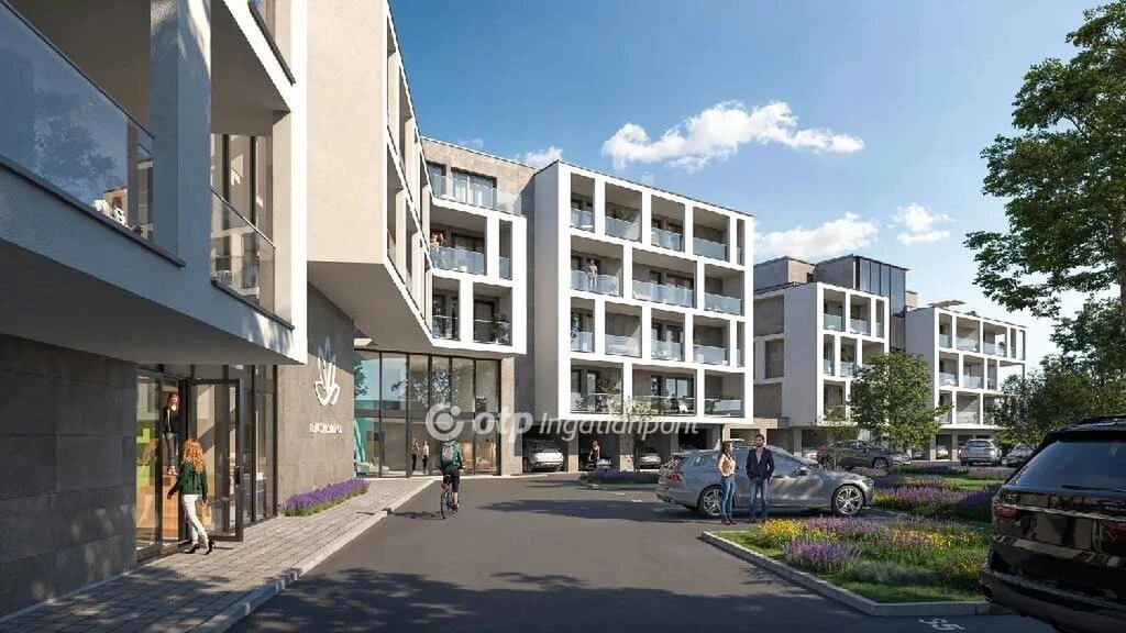 Eladó Lakás, Hévíz