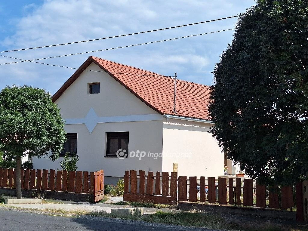Eladó Ház, Sármellék