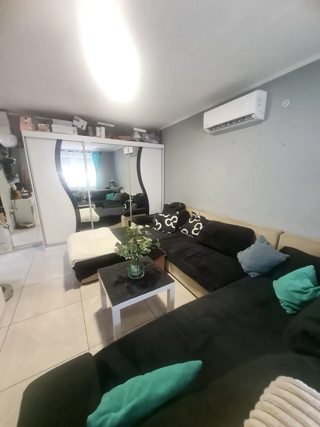 MINIBIRTOK DABAS, GYÓN VÁROSKÖZPONTBAN ELADÓ!