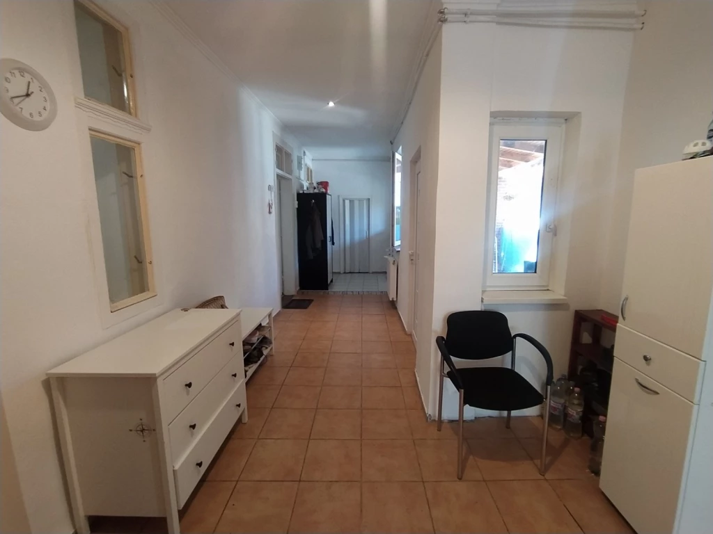 Fóton világos, tágas otthon friss felújítással, rendezett kerttel eladó!