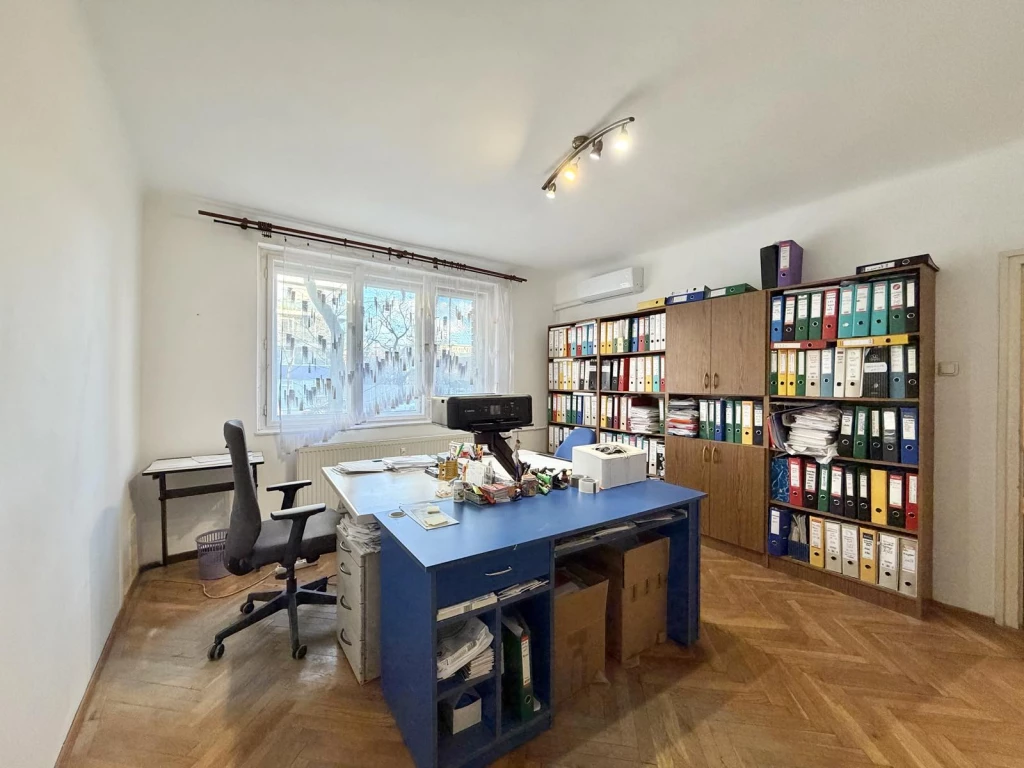 For sale brick flat, Budapest XI. kerület