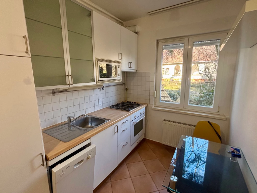 For sale brick flat, Budapest II. kerület, Vérhalom