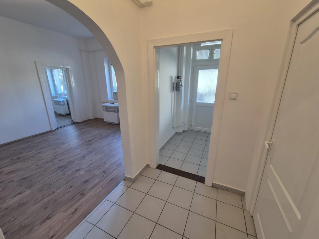 For sale brick flat, Budapest XVI. kerület, Rákosszentmihály