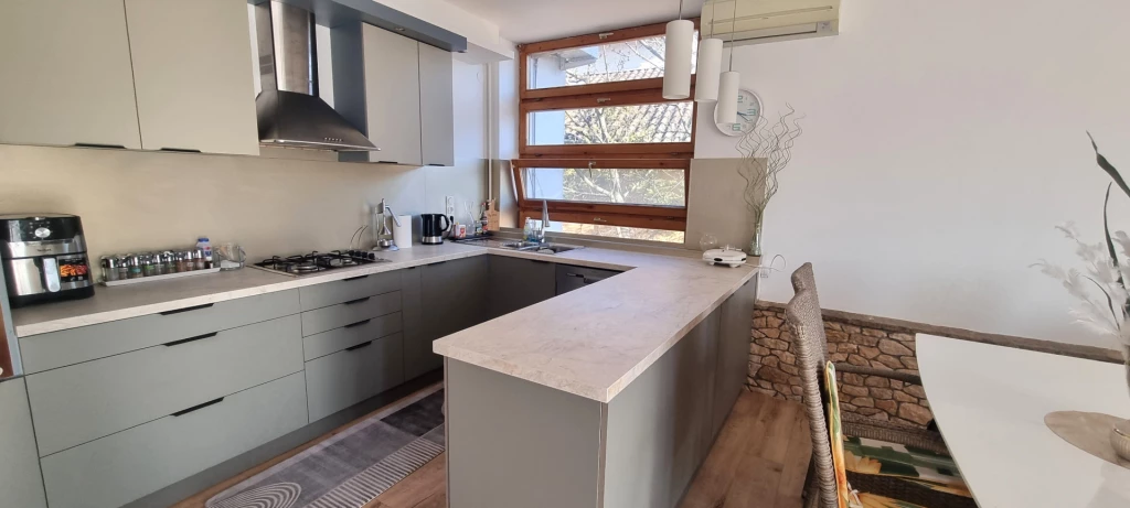 c3-1-name c2-19-name, Pilisborosjenő, Ürömhegy