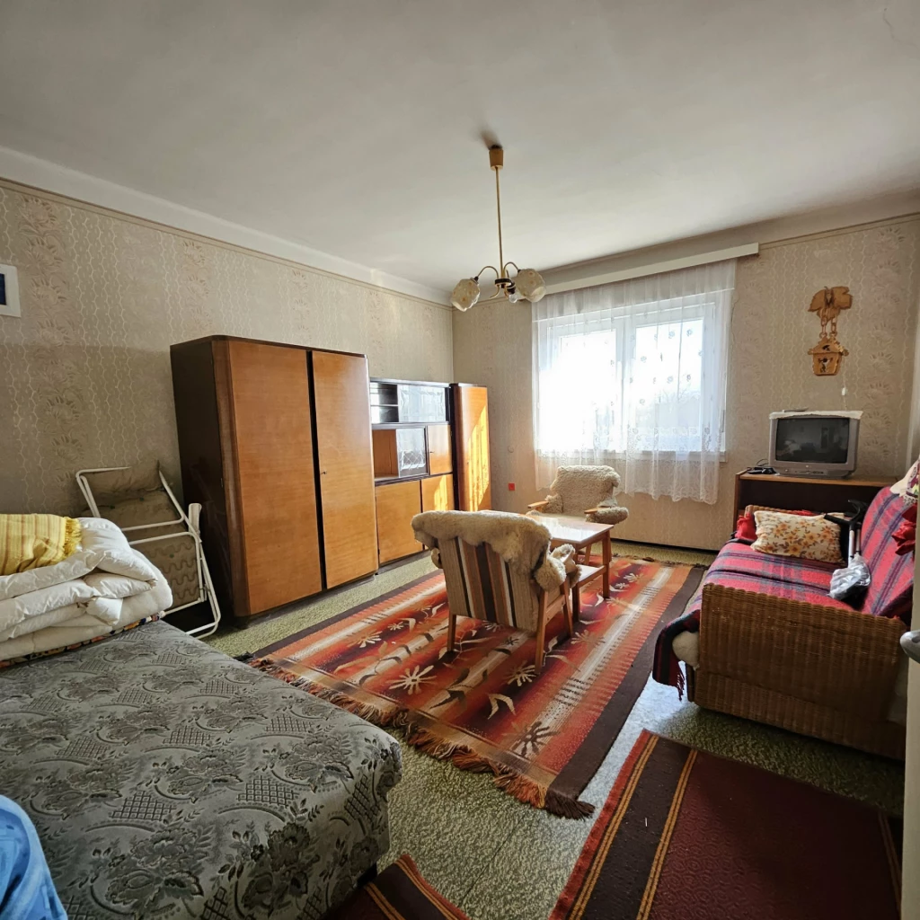 Kivételes lehetőség Kunszentmiklóson – tanya 34 hektár földterülettel, Kunbábony részen!